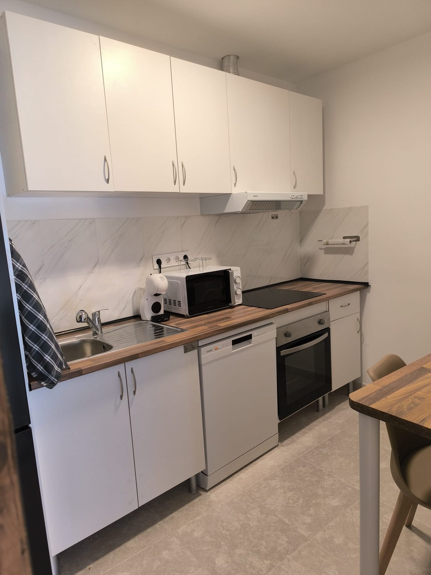Cocina completamente equipada