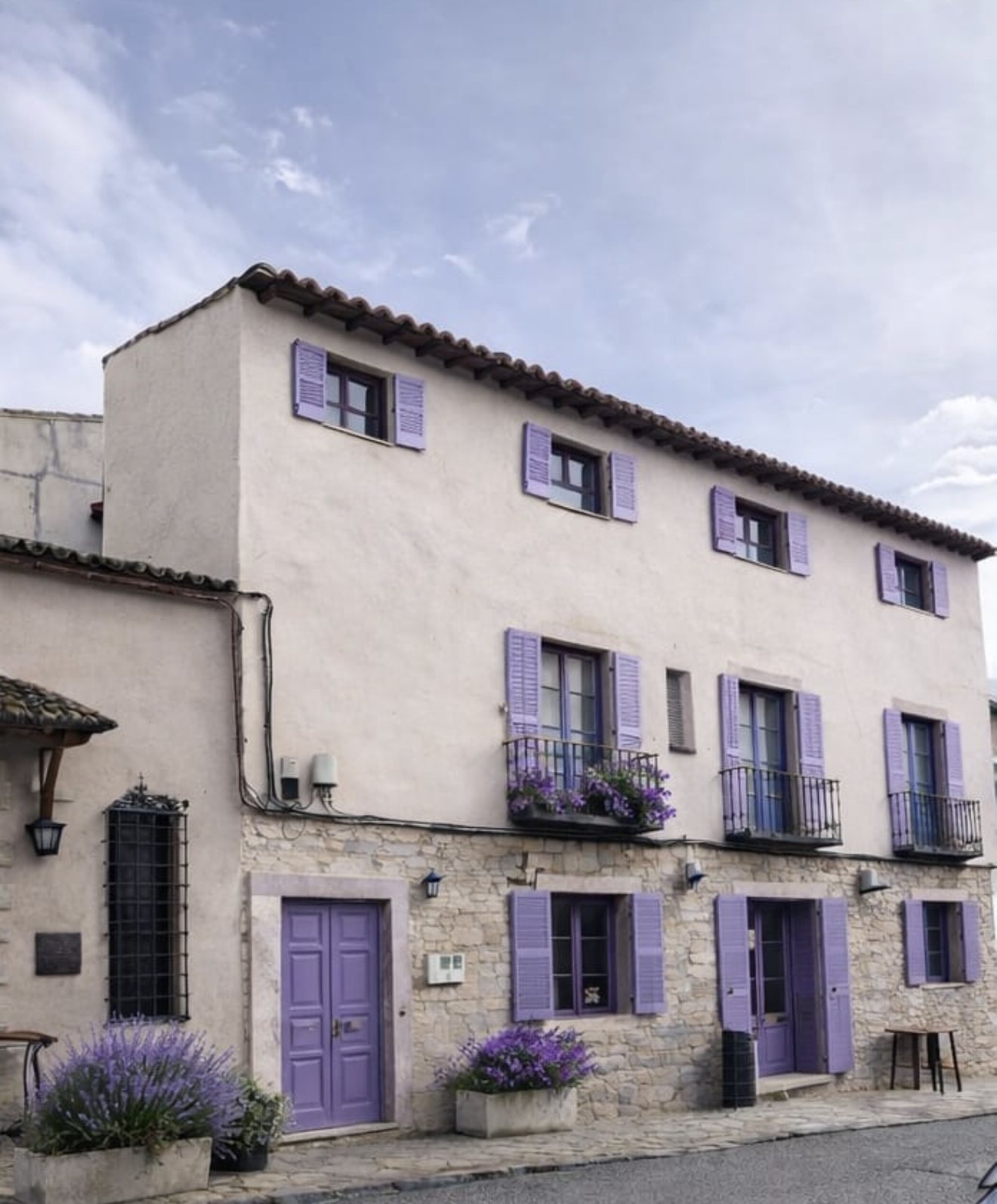 Edificio del coliving con encanto
